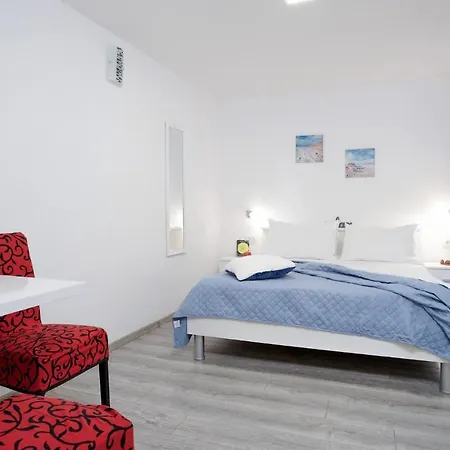Anita - Zf Hvar Center Apartamento