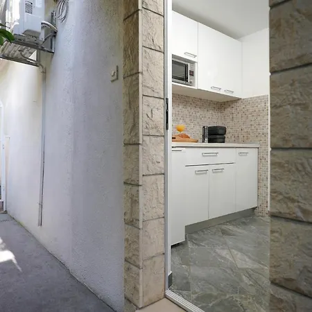 Anita - Zf Hvar Center Apartamento